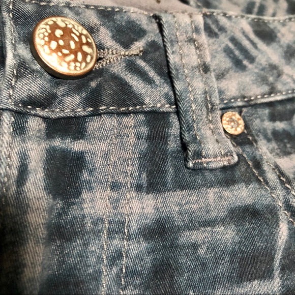 🩵🩵Cabi -Plaid, Skinny Jeans 🩵🩵Size 0 - Picture 5 of 7